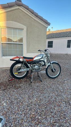 1975 Suzuki RL250