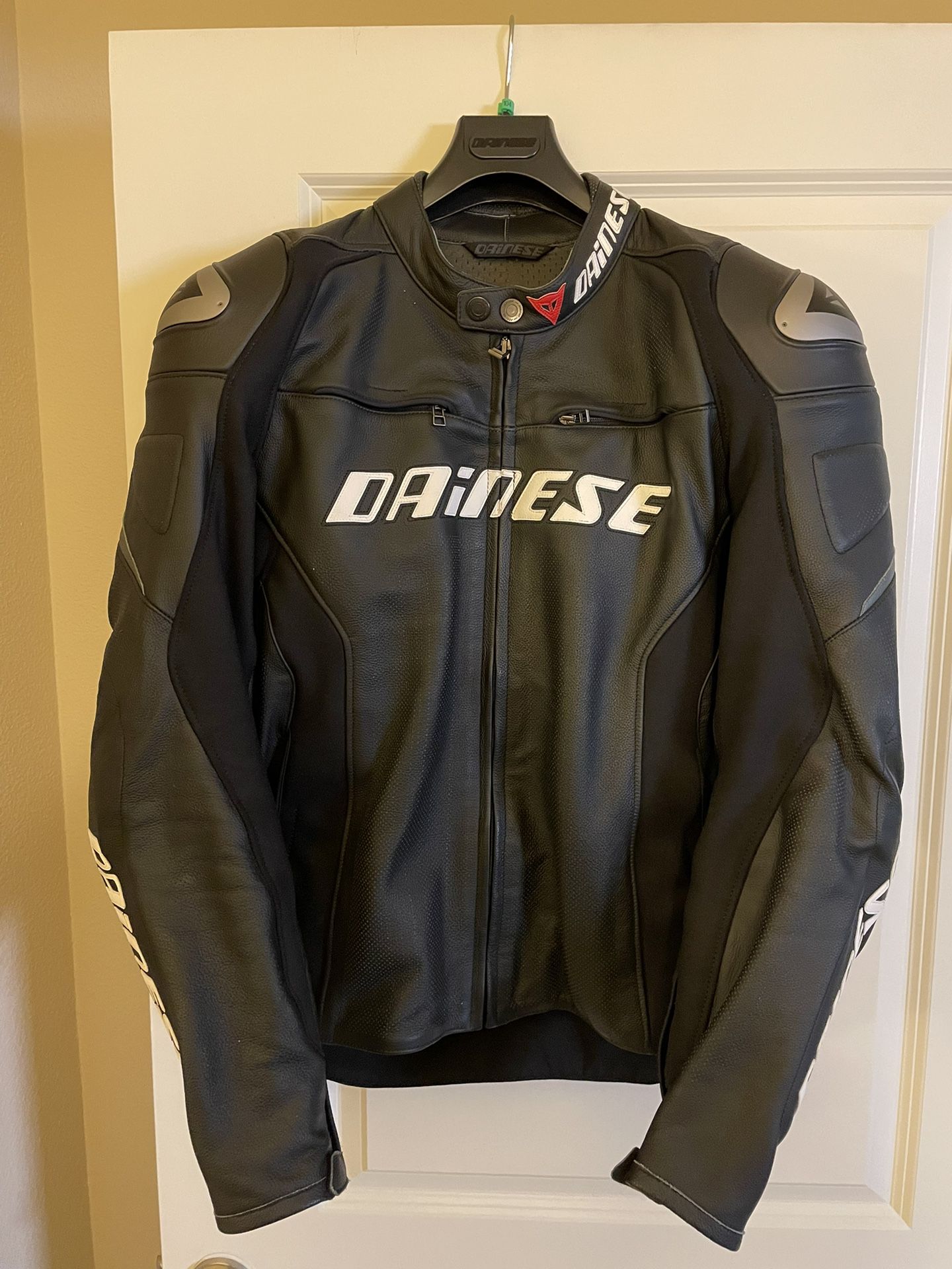 Dainese Leather Street Motorcycle Jacket Size 52