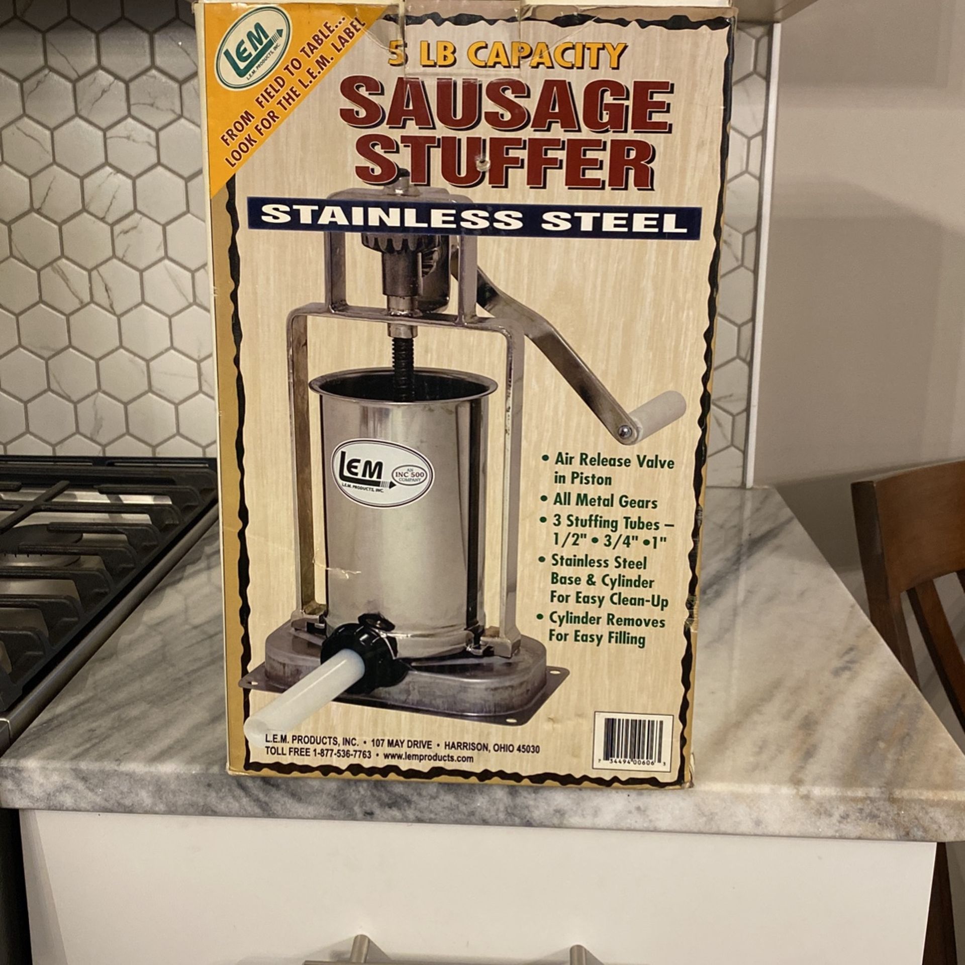 5 pound capacity, sausage stuffer
