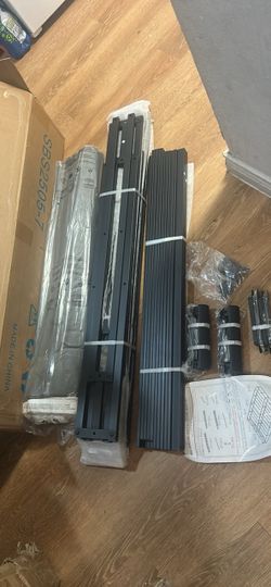 Metal full / queen / king bed frame