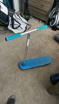 Trampoline scooter