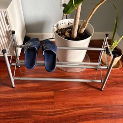 Shoes rack