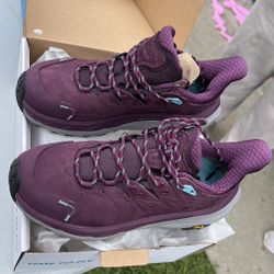 Hoka Shoes 7B Woman’s Never Used Brand New $100