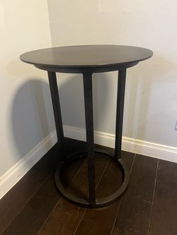 Rh metal side table