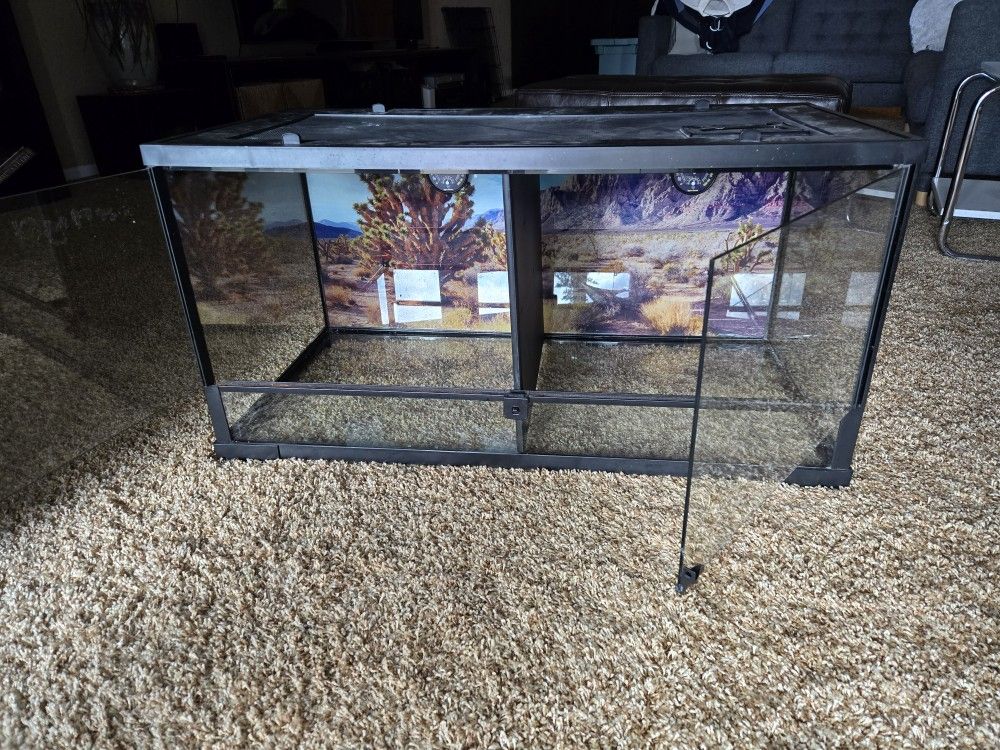 36"x18"x18" Terrarium With Removable Divider