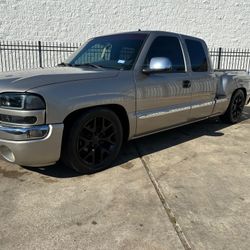 2001 GMC Sierra on offerup