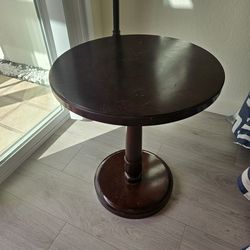 Corner Table