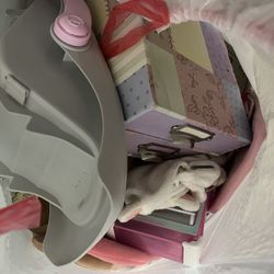 Free Bag Of Girl Toys/accessories 