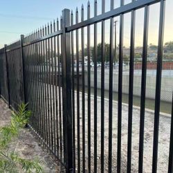 8ft Iron Fence