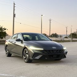 2025 Hyundai Elantra