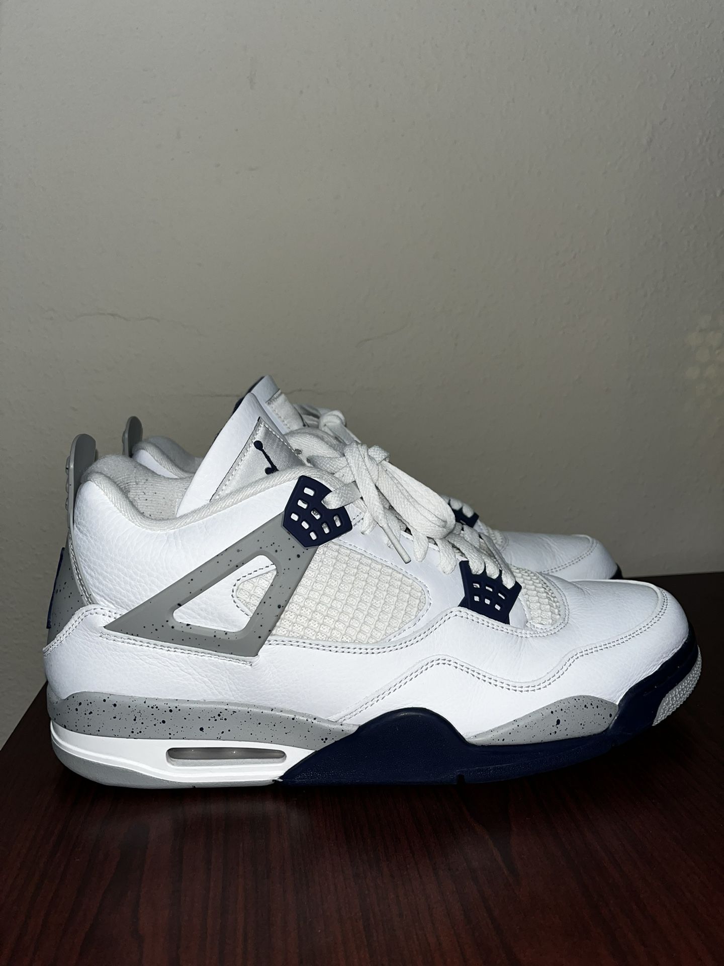 Jordan 4 Retro Midnight Navy