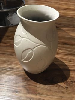 Ceramic vase