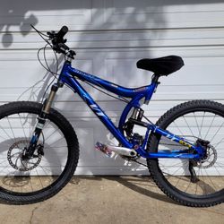 Giant VT  Full Suspension Mountain Bike