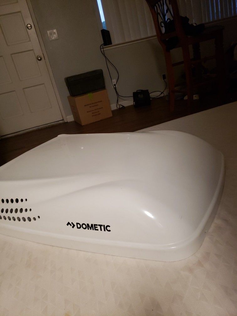 Dometic Low Profile A.c Shroud(cover)