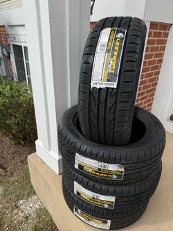 215/55/17 Lionhart LH-503 All Season