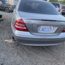 2004 Mercedes Benz Only For Parts 