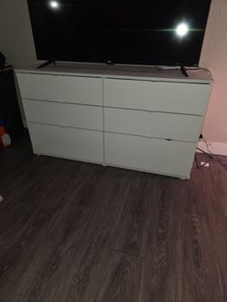 White 6-Drawer Double Dresser