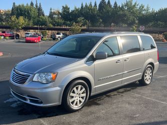 2015 Chrysler Town & Country