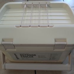 Stanley Outdoor Cooler Offwhite