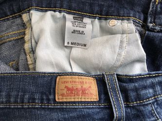 LEVI'S Too Superlow 524 jeans (junior size 5) for Sale in Palmdale, CA -  OfferUp