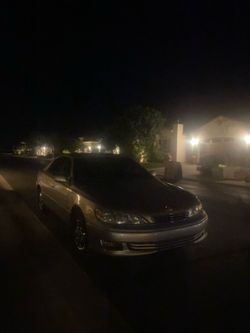 2000 Lexus ES 300
