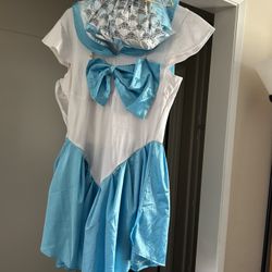 Women’s Medium Sailor Moon Costume