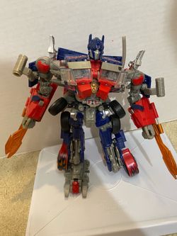 Transformers Revenge of The Fallen Leader Class Optimus Prime (Missing Left Foot) Incomplete