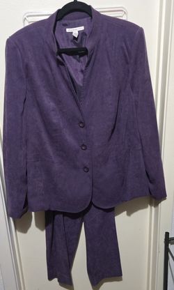 Womans Purple TWO Piece Set