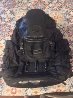 Oakley Kitchen Sink Backpack