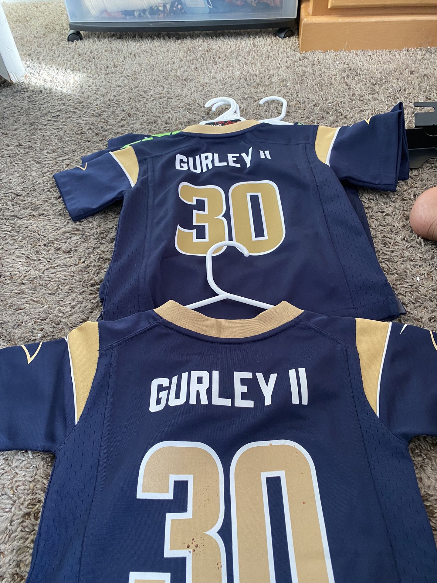 Los Angeles Rams Kids' Apparel  Curbside Pickup Available at DICK'S