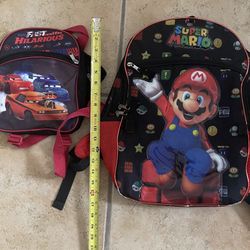 Súper Mario Backpack 17” + Extra Bag