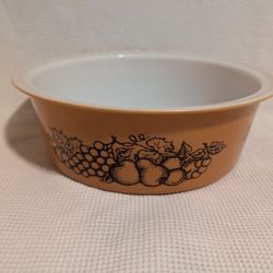 Vintage Pyrex Baking Dish - OLD ORCHARD 