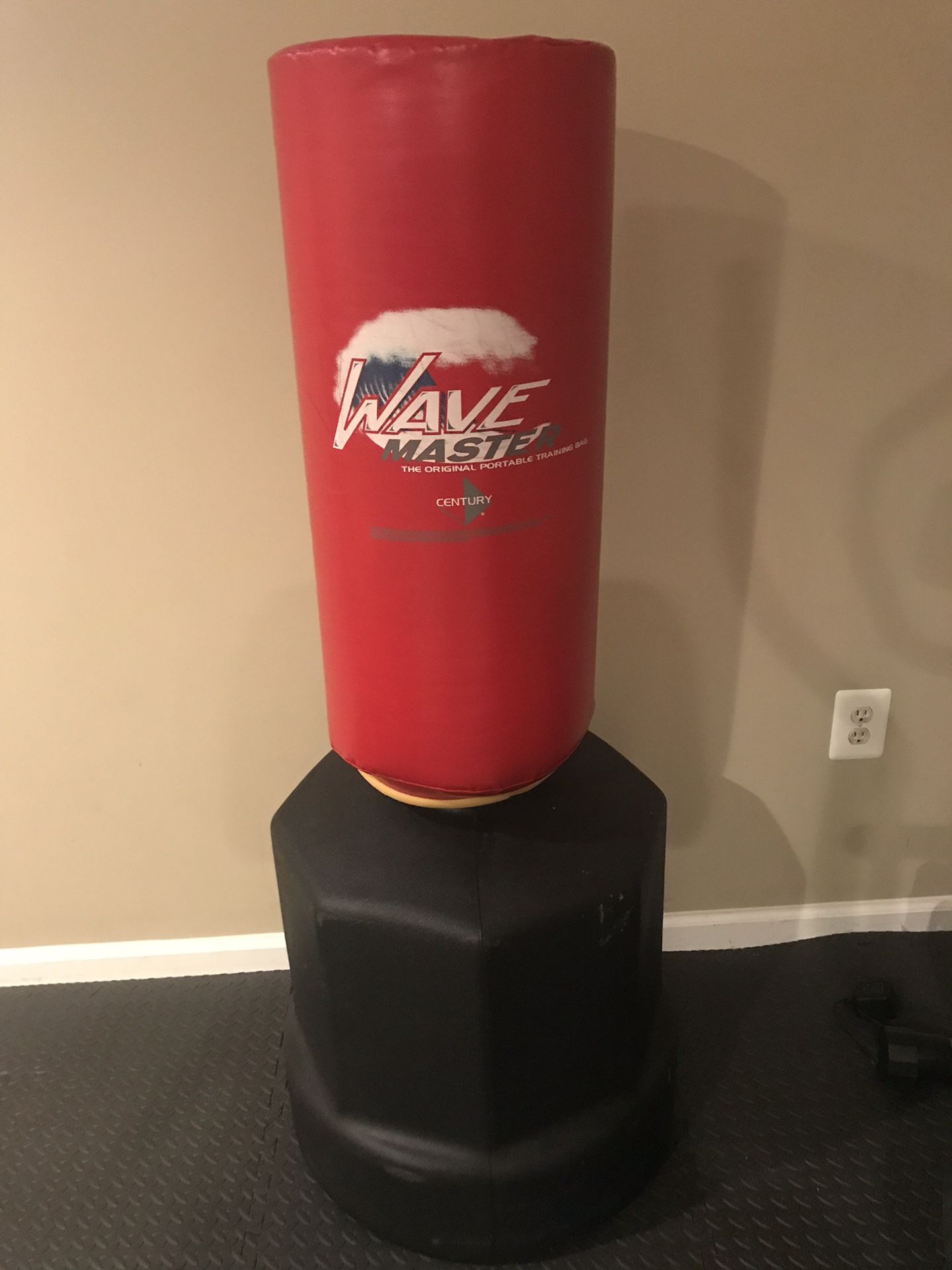 Wavemaster punching bag