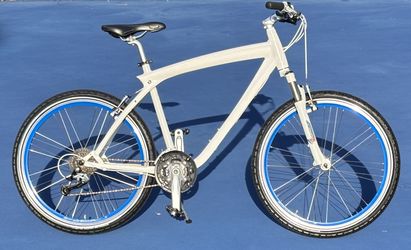 BMW Aluminum Cruise Bike Limited Edition White,Shimano Alivio 