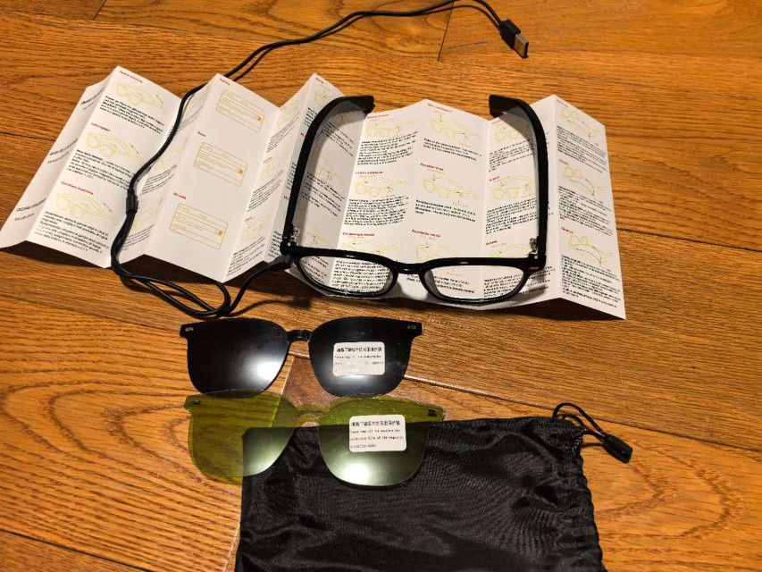 “Smart Bluetooth glasses