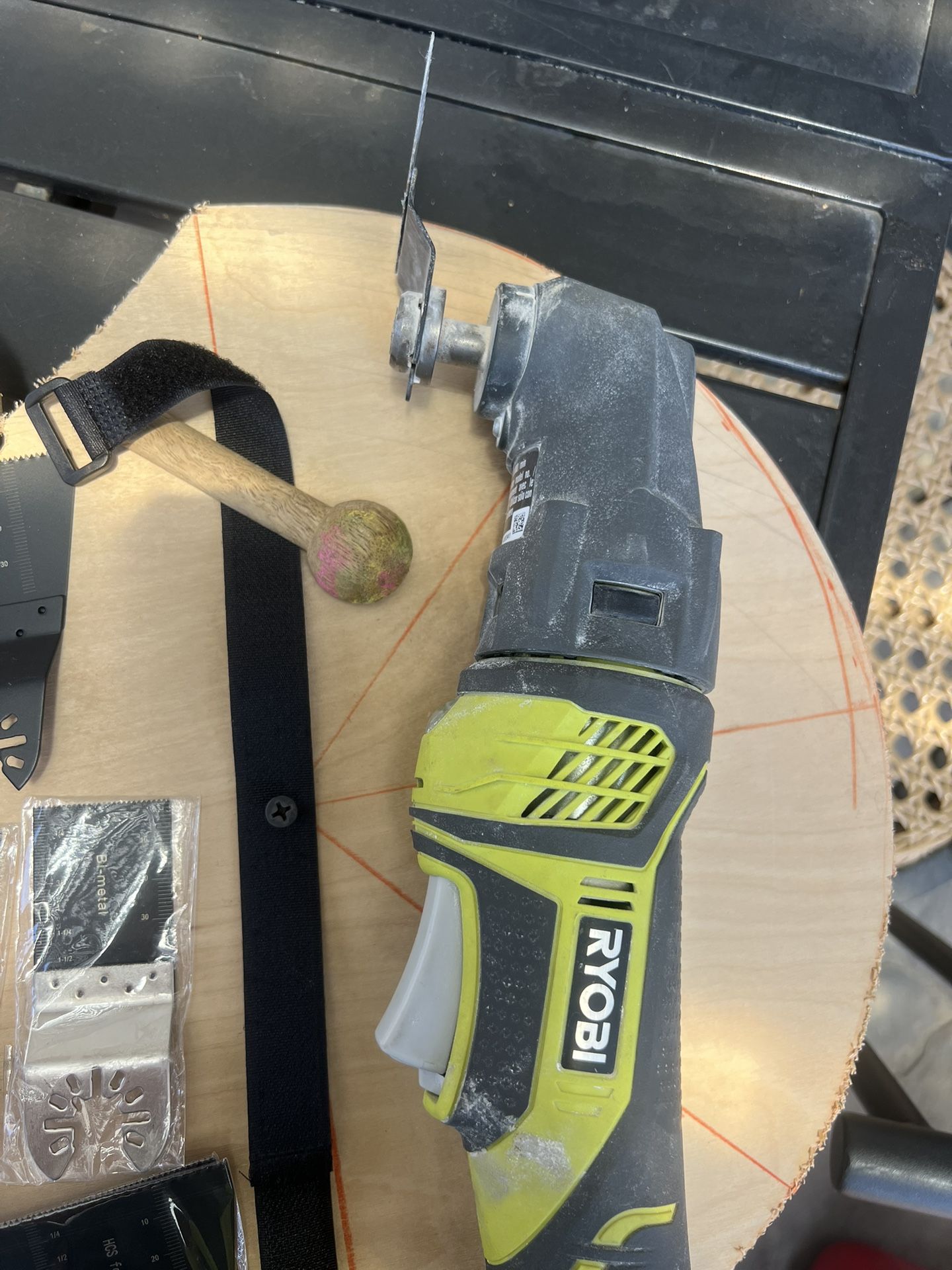 Ryobi Multitool With Various Attachments