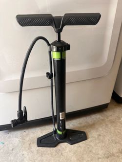 FLP-200 Airlift Floor Pump featuring a black and green