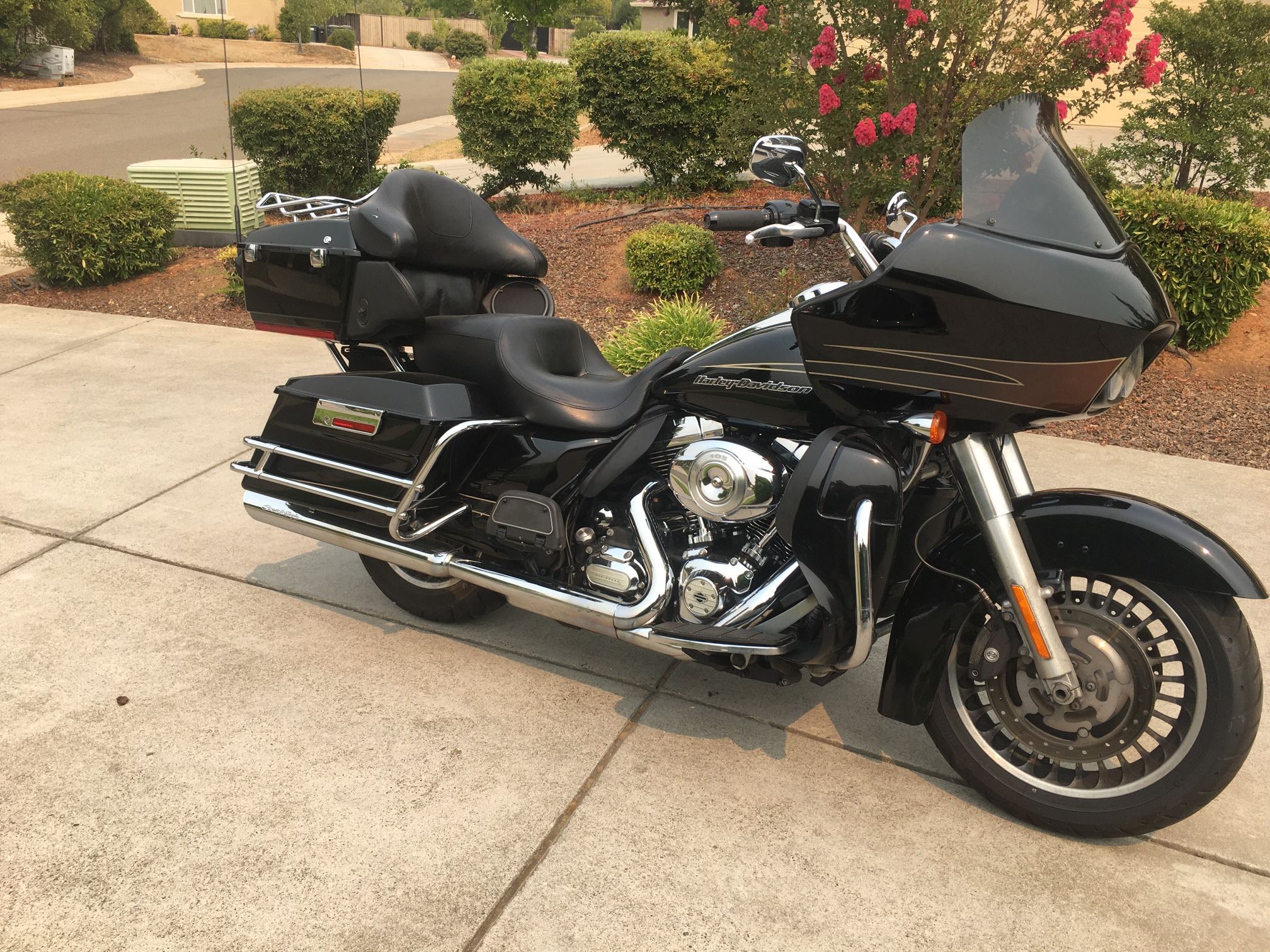 2011 Harley-Davidson Road Glade