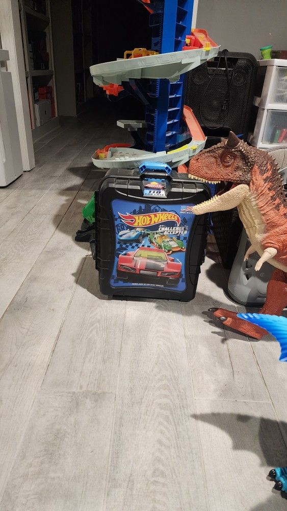 🔥 Ultimate Hot Wheels Bundle – Everything Your Kid Needs! 🔥