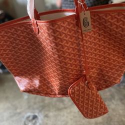 Guard Saint Louis Tote Bag 