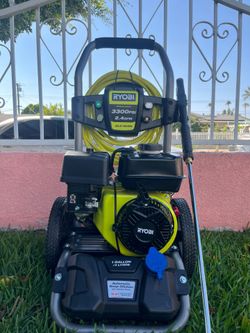 RYOBI
3300 PSI 2.4 GPM Cold Water Gas Pressure Washer with 212cc Engine