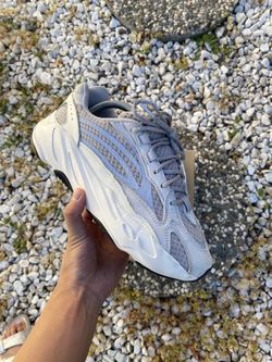 USED YEEZY 700 V2 STATIC SIZE 8 