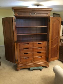 Ethan Allen Wardrobe Armoire