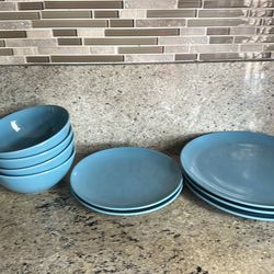 Plates &bowls