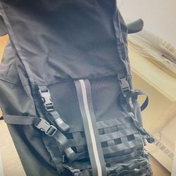 Chrome Barrage Pro 80L Pack