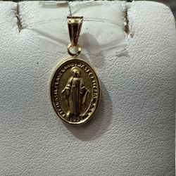 18K Gold Virgin Pendant 