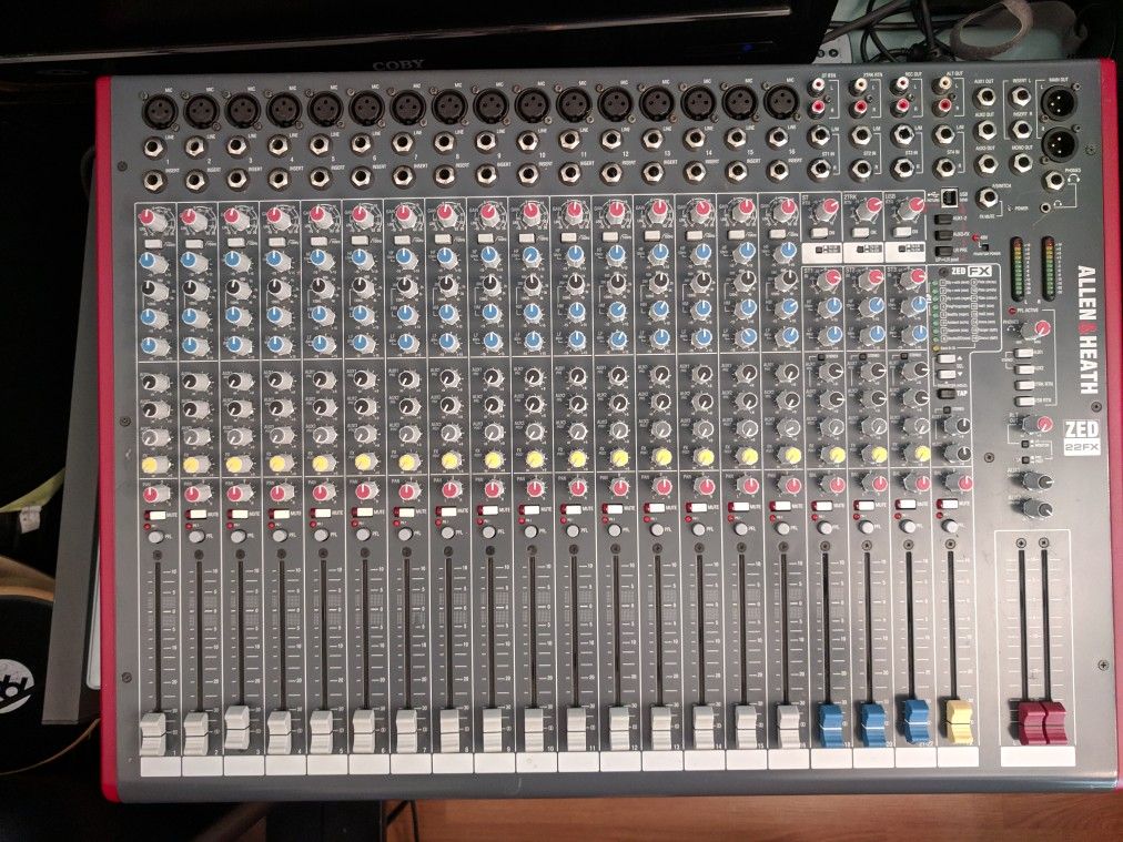 Allen And Heath Zed 22FX