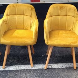 Kadyn Accent Chair,Lounge Arm Chairs