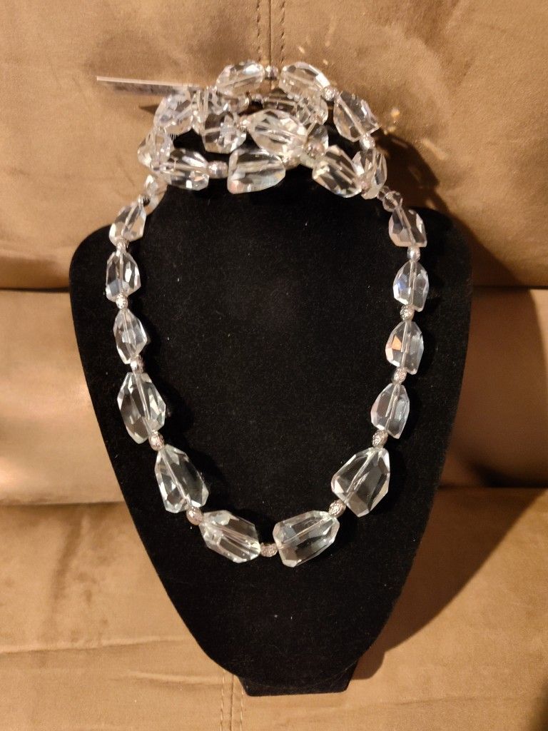 Necklace & Bracelet Set