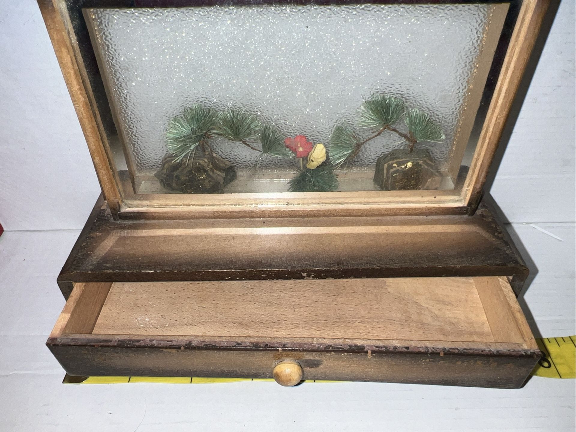 Vintage Wooden Japanese trinket/jewelry Box with Postcard and Scenery Display